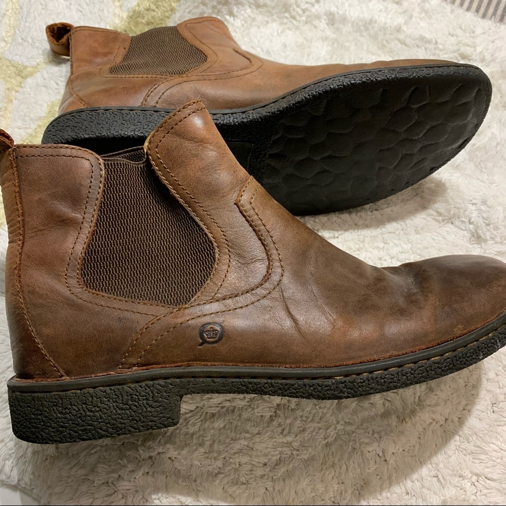 Born men’s boots, size 10.5, color Brown